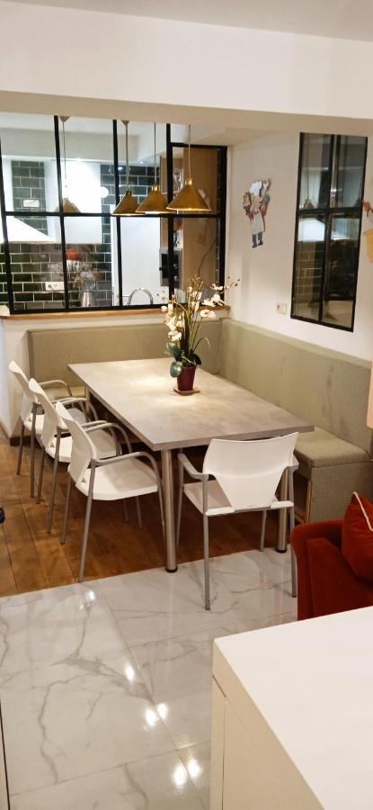 Liege 4420 Rue Jean Jaures 45 Grande Maison Joyeuse Avec Terrasse 30M2 Pour 8 Personnes Maximum Saint-Nicolas  Eksteriør billede