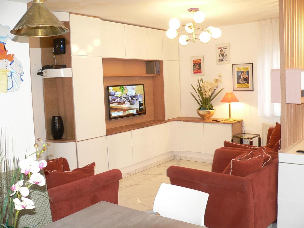 Liege 4420 Rue Jean Jaures 45 Grande Maison Joyeuse Avec Terrasse 30M2 Pour 8 Personnes Maximum Saint-Nicolas  Eksteriør billede